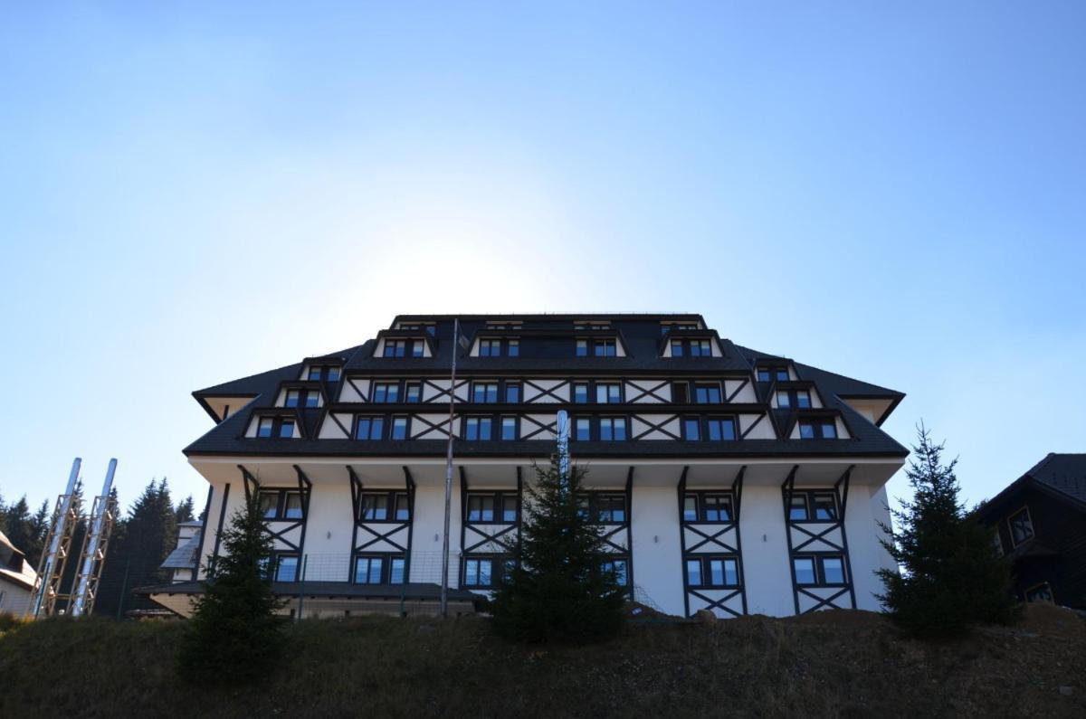 Central Residence By Zupa Wellness & Spa Kopaonik Bagian luar foto